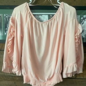 Ariat off the shoulder sheet pink top